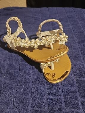 Women's White Floral Jeweled T-Strap Sandals with Gold Accents